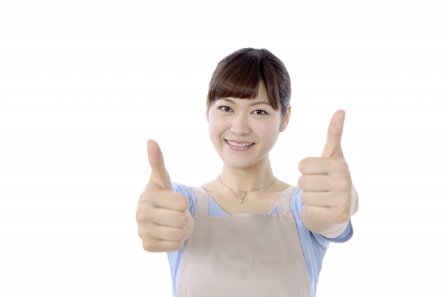 OKポーズの主婦